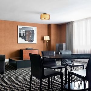 Suite 1 King Corner room